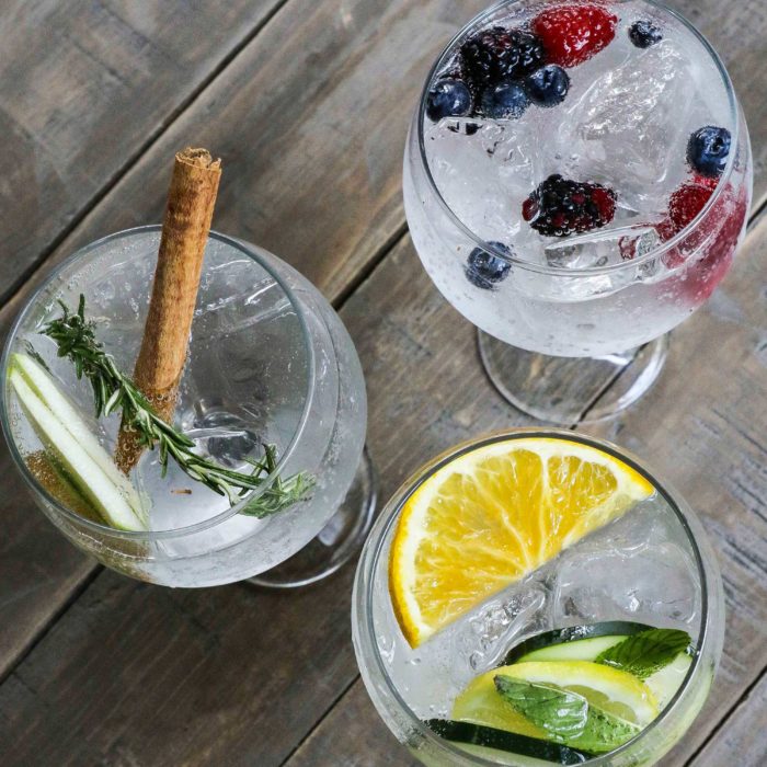 Nueve Nueve Drinks